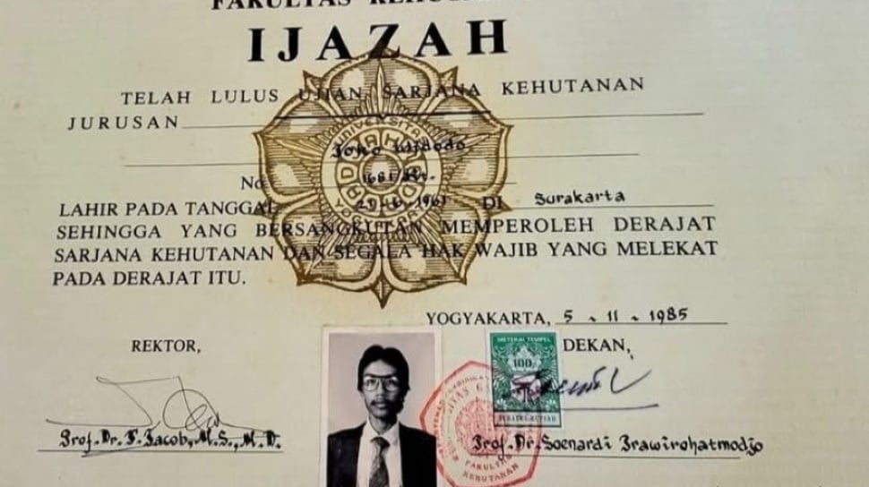 Kasus Ijazah Jokowi: Rismon Sianipar Meminta Maaf