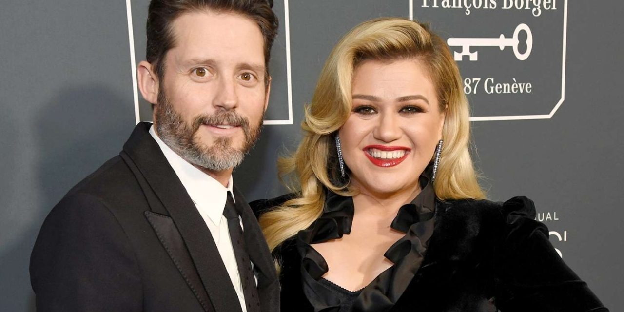 Kelly Clarkson Beri Pesan Haru Atas Meninggalnya Mantan Suami