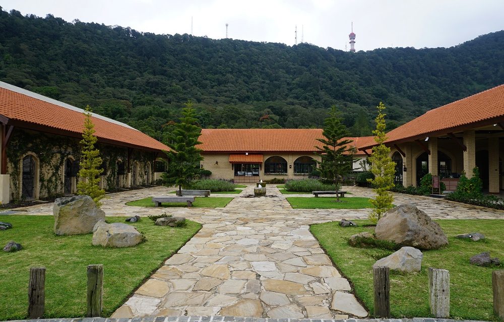 Paket Wisata “Living Like a Local” Di Desa Wisata Bali Laris Manis