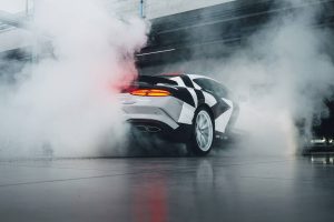 Aksi Ekstrem Travis Pastrana Drifting Di Markas Besar Bentley