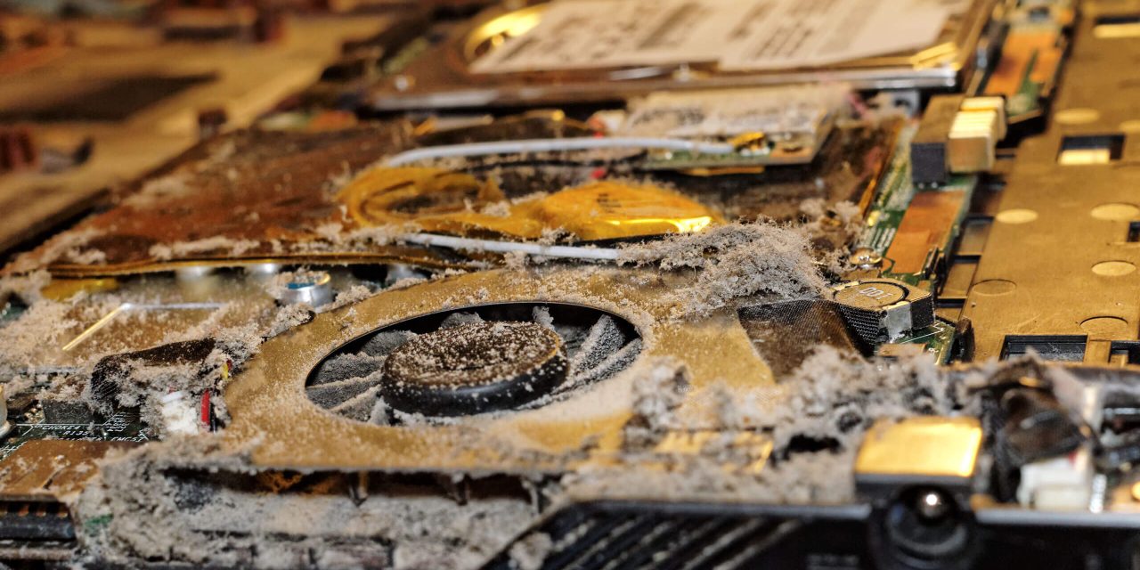 Tips Bersihkan Kipas Laptop Agar Performa Gaming Tetap Stabil