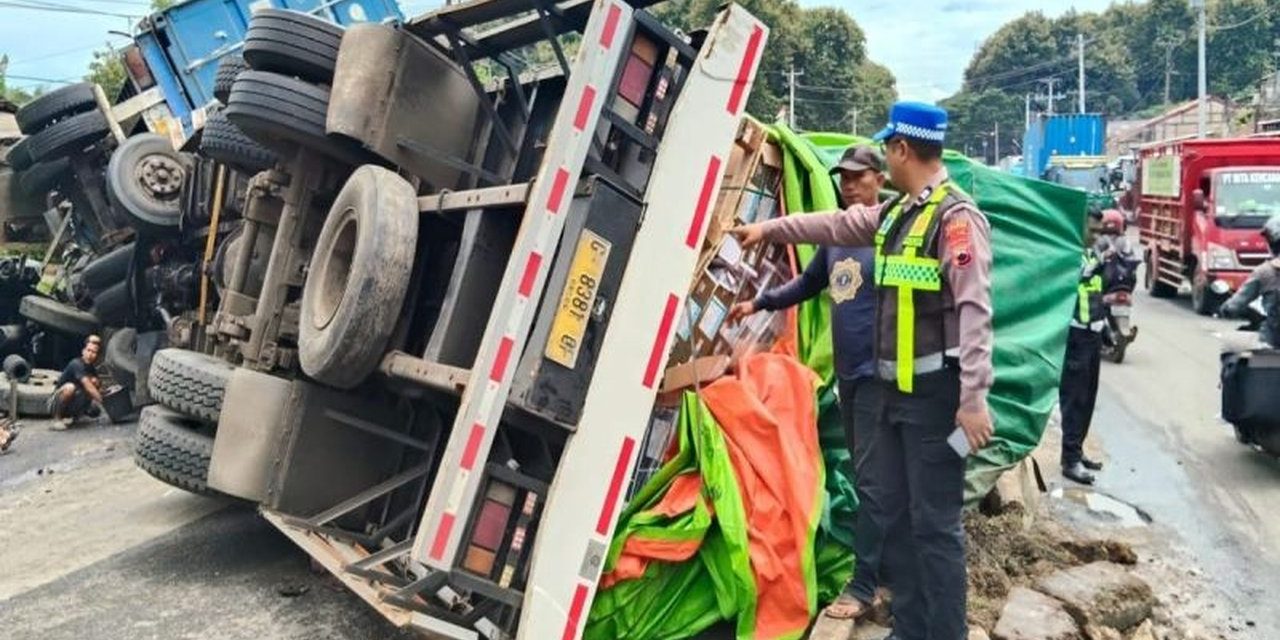 Truk Rem Blong Di Pantura Tabrak 5 Kendaraan, Picu Kemacetan