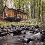 Tren Unplugged Weekend, Detoks Di Kabin Hutan Tanpa Sinyal