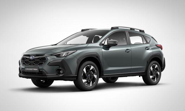 Subaru Crosstrek 2.0i-S: SUV AWD Dibekali Karpet All-Weather